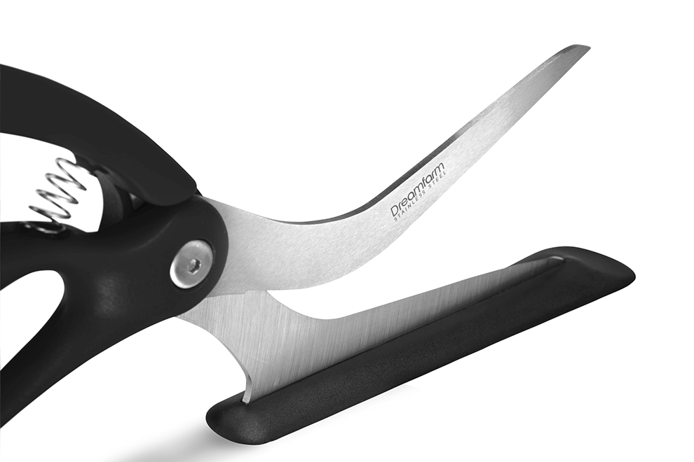 Scizza: Stainless steel blade.